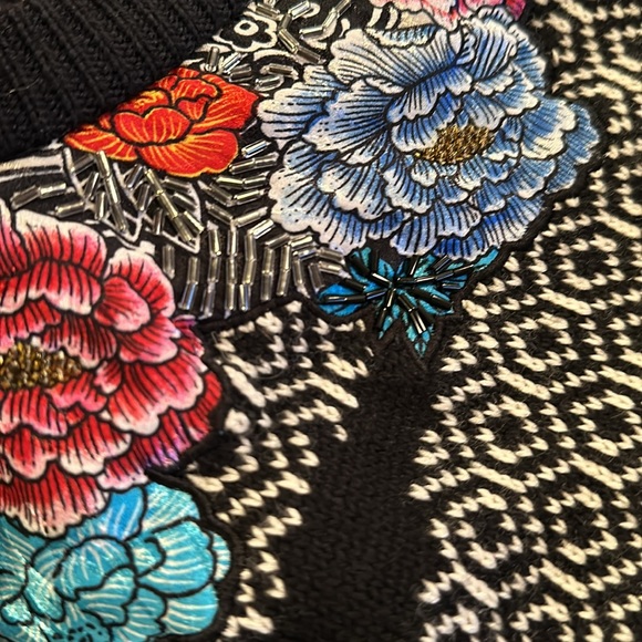 Diane Freis 2 piece skirt set - Picture 7 of 7